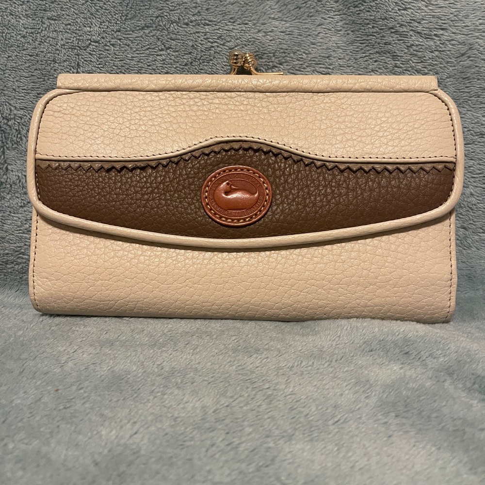 Dooney and Bourke Teton checkbook organizer